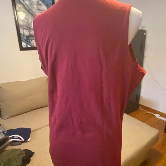 The Nike Tee - Picture 3 of 7